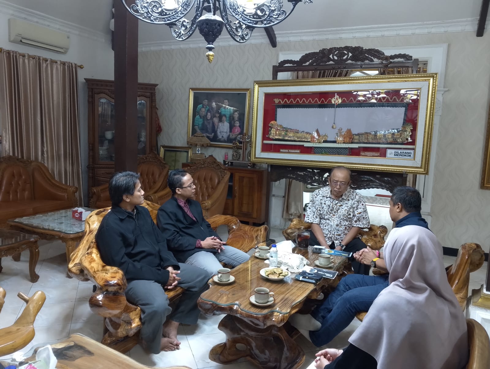 Silaturahmi dengan Anggota DPR RI - 4
