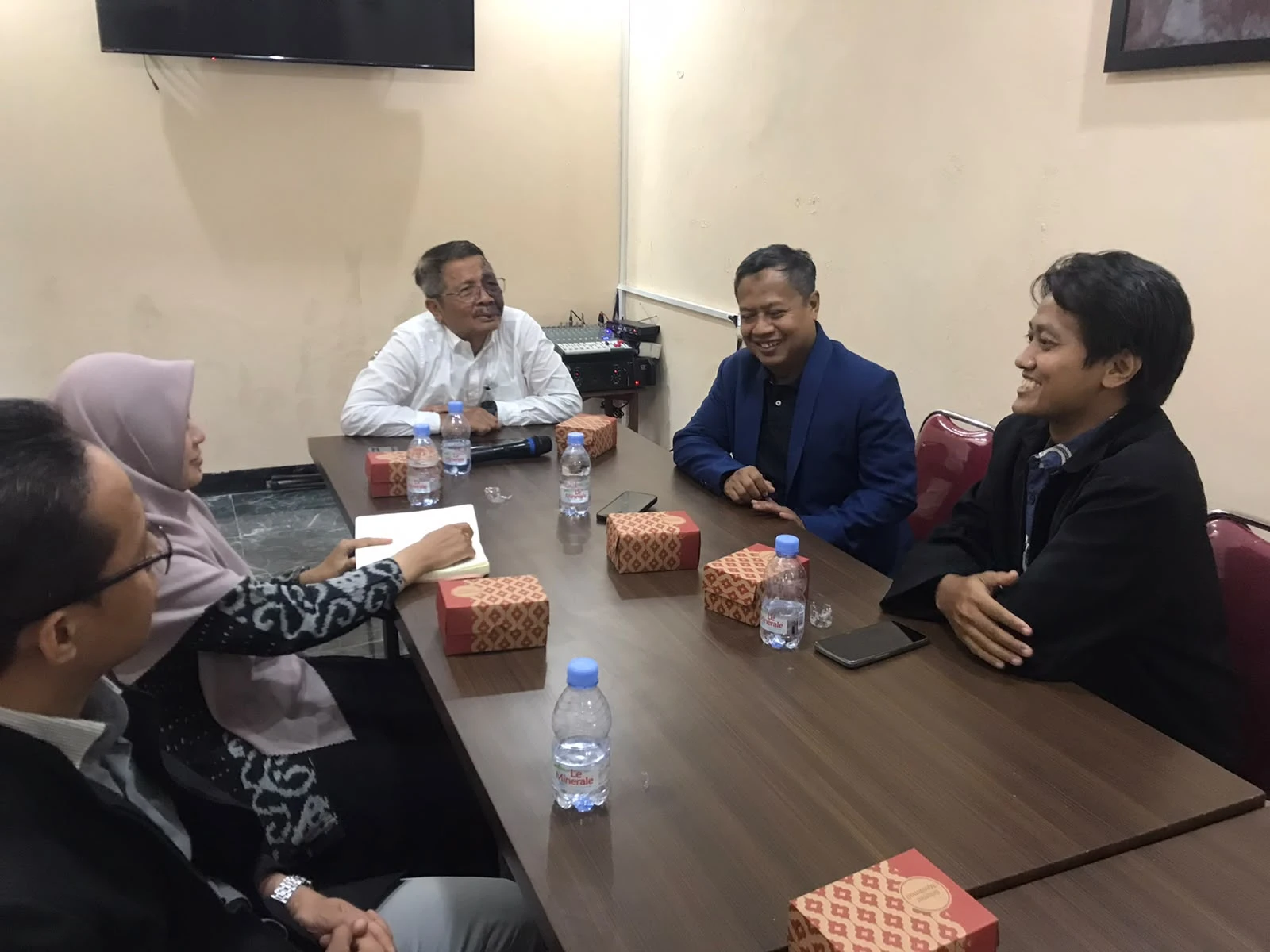 Silaturahmi dengan Senator RI Dr. Muhdi - 2