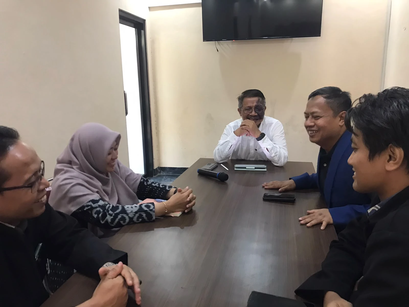 Silaturahmi dengan Senator RI Dr. Muhdi - 6